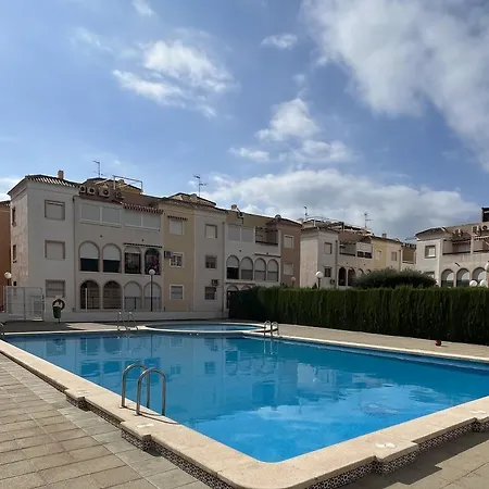 2 Bedrooms Apartamento